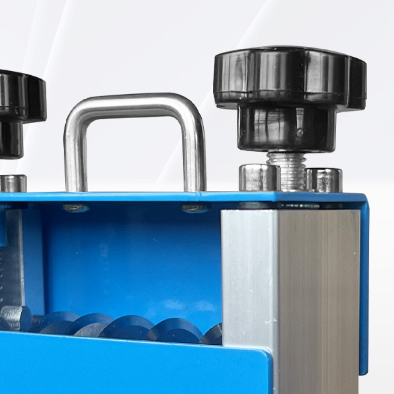 Multi-Hole Cord Peeler Twin-Dr - Tools In The Workshop recensione e prezzo